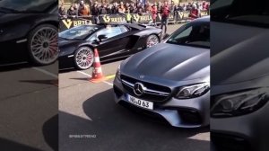 Ламборгини против Мерседеса гонки какая быстрее