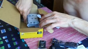 Nikon COOLPIX W300 unboxing