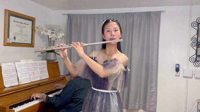 Chaminade- Concertino for Flute смотреть онлайн