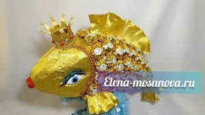 Золотая рыбка из конфет своими руками. Сладкий подарок ручной работы. Как сделать подарок мк