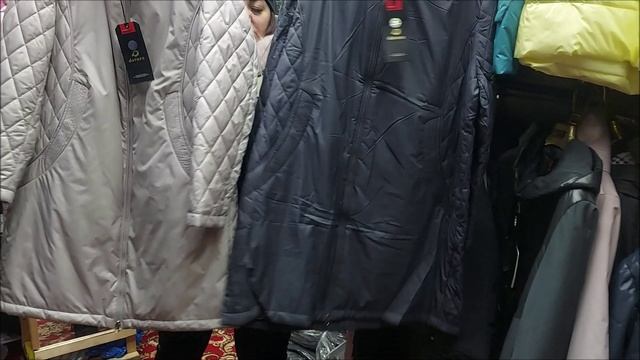 КУРТКИ И ПУХОВИКИ У ЭДИКА 1500 РУБЛЕЙ ДО 60 РАЗМЕРА МОСКВА РЫНОК смотреть онлайн