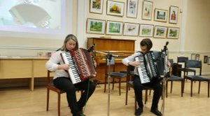 230318 музыка из Песни военных корреспондантов дуэт аккордеонистов аккордеон Евгений Дербенко г Орёл