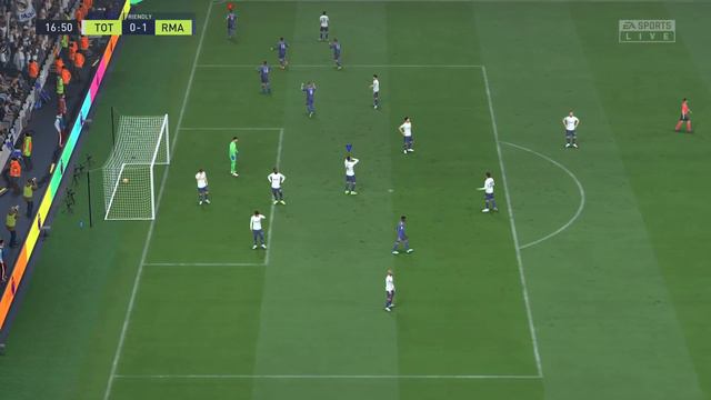 FIFA 22 BENZEMA RIDES A BIKE!!! смотреть онлайн