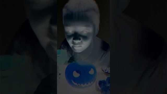 Сашка на Хэллоуин. Halloween. Ужастики. Тыква. Праздник смотреть онлайн