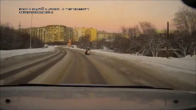 Пьяный на снегоходе смотреть онлайн