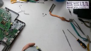Как почистить от пыли ноутбук Asus X550C и заменить термопасту