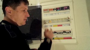 Электрощит с реле ограничения мощности. Обзор решений электрощита.