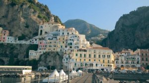 ?? Amalfi Coast: travel documentary