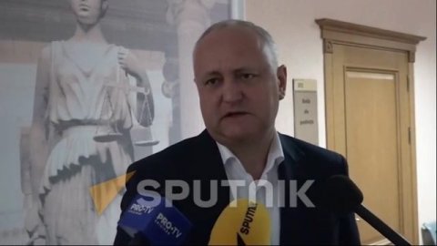 Додон: посол США в Молдавии показал, кто в доме хозяин