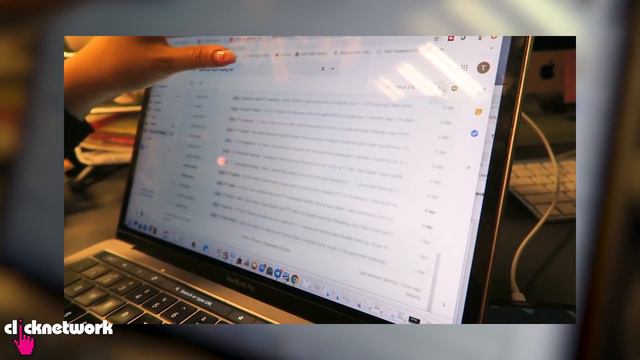 Fitness Hacks For Busy People - No Sweat: EP29 смотреть онлайн