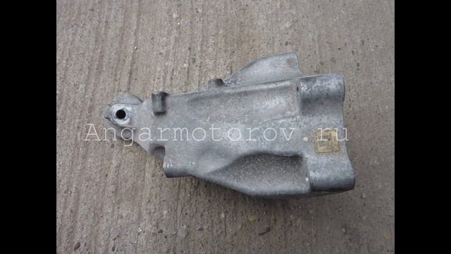 Кронштейн двигателя Mercedes W204 C-class a6512233404 6512233404