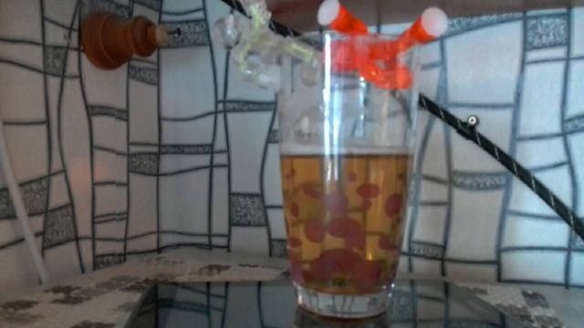 Человечки увидели стаканчик смотреть онлайн