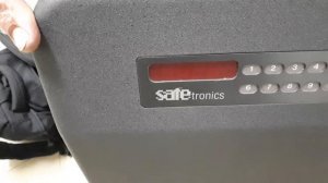 SAFEtronics  M  как поменять код на сейфе. Капризный сейф. Инструкция через видео