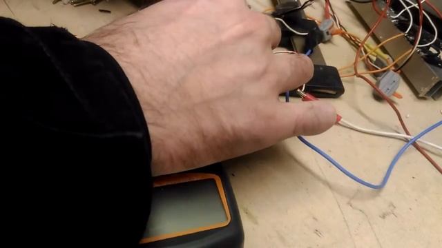 Разгон мотора кулера до 32000 об/мин и взрыв стабилизатора. смотреть онлайн