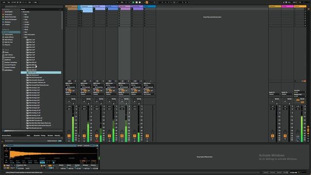 Making a Groovy Techno Loop From Scratch смотреть онлайн