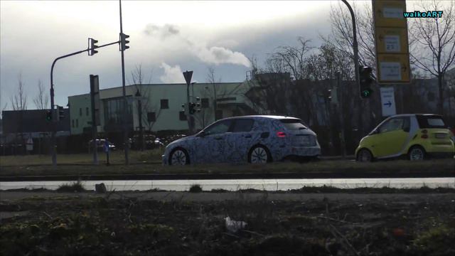 Mercedes Erlkönig AMG A35 A-Klasse W177 Testfahrt - AMG A35 A-Class on the road 4K SPY VIDEO смотреть онлайн