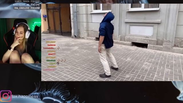 Fox Happiness смотрит Топ Моменты с Twitch | Первый Альбом Стримерши | Кузьма в Гостях у Братишкина смотреть онлайн