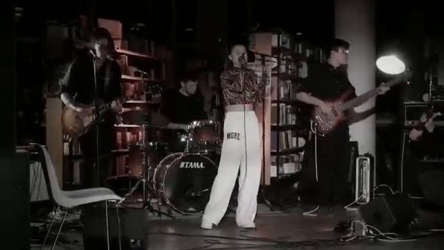 ВЕРЕНИЦА-Затерянный мир (live ЗИЛ)