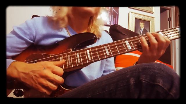Bass line for my new tune on '09 Fender Jazz Classic Custom Shop смотреть онлайн