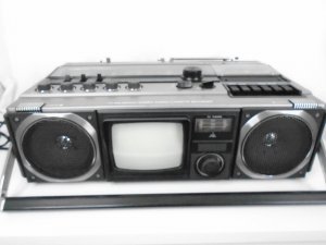 Винтажный ТВ-радио кассетный магнитофон Hitachi K62L Ретро FM LW MW Бумбокс-ЯПОНИЯ-70-Х