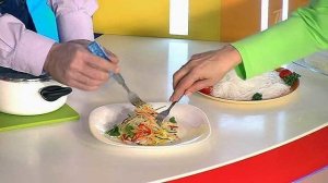 Еда без глютена. Фунчоза. Жить здорово! Фрагмент выпуска от 25.02.2015