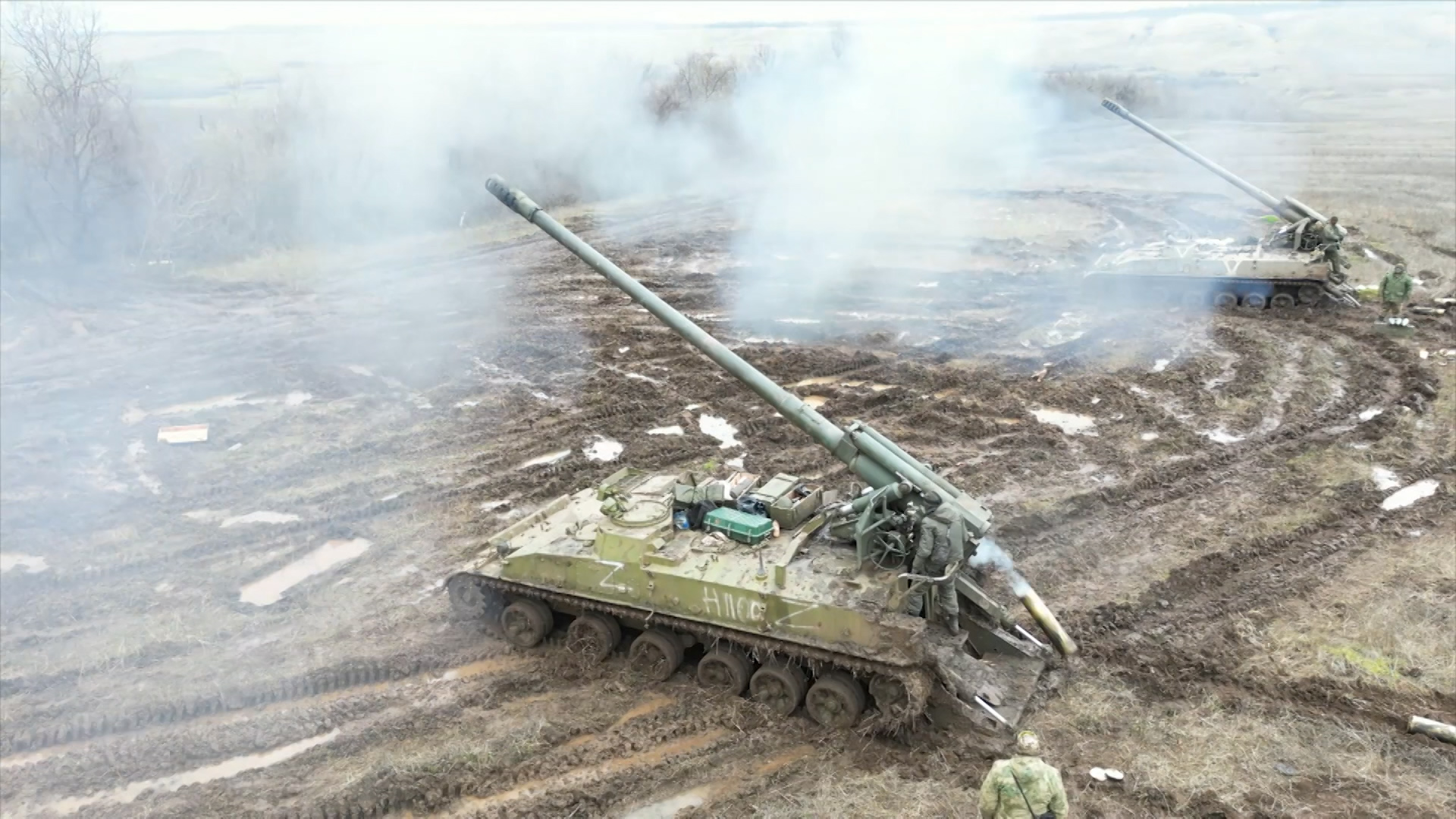Российские артиллеристы наносят удары из "Гиацинтов" по позициям ВСУ / События на ТВЦ