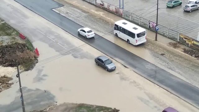 Евпатория. Реконструкция дороги по ул.Чапаева (01.11.20) смотреть онлайн