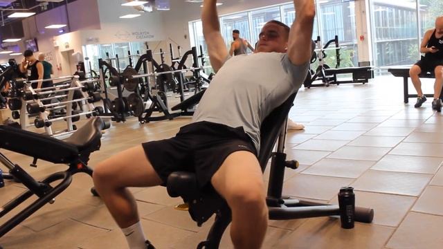 ЕШЬ ЭТО,И ТЫ НАБЕРЕШЬ МЫШЕЧНУЮ МАССУ 100% | ЖИМ ГАНТЕЛЯМИ ПО 50 КГ смотреть онлайн