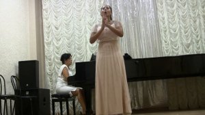 Светлячок, грузинская народная песня, исполняет Камилла Аль-Аджили