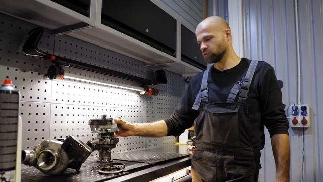 Замена турбины B47, заводская реставрация GARRETT. BMW F11 520D смотреть онлайн