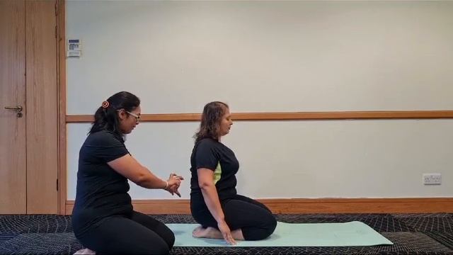 Vajrasan(Diamond/Thunderbolt pose) смотреть онлайн