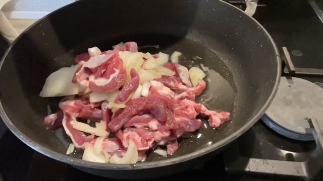 Вкуснее и не придумаешь!Мясо по-корейски.Өте дәмді ыстық салат