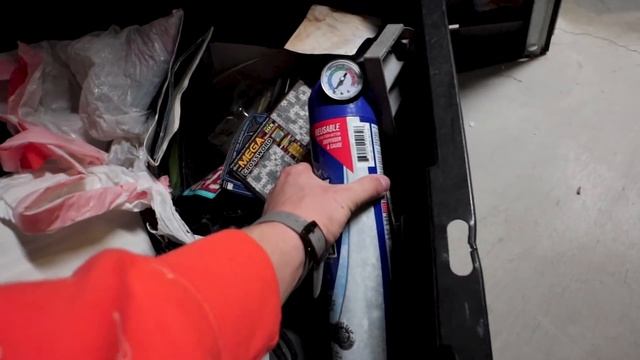 Аукцион контейнеров в США. Что я нашел? / Купил за 30$ контейнер бывшего пожарного смотреть онлайн