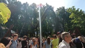Парк аттракционов Диво парк в Санкт-Петербурге. Аттракцион "Шторм"