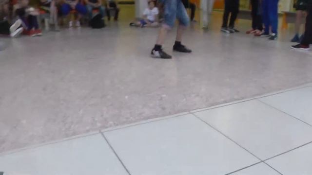 Батл по брейк дансу OutSide Crew Vs Хвалынск смотреть онлайн