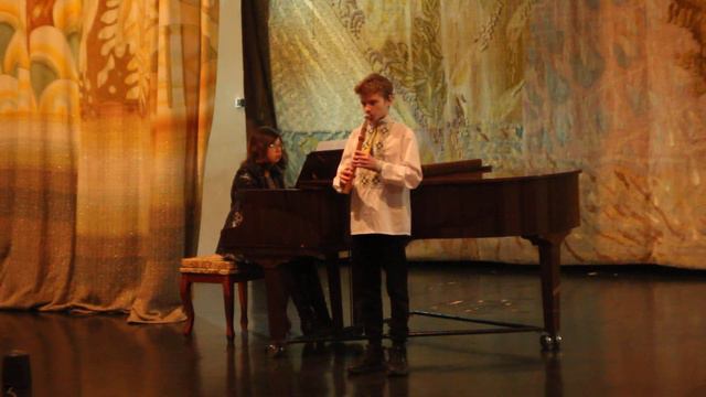 Ф.-Ж. Госсек, "Тамбурин", виконує Шумейко Максим. смотреть онлайн