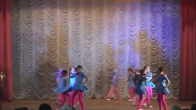 Танец "Остров невезения".AVI смотреть онлайн