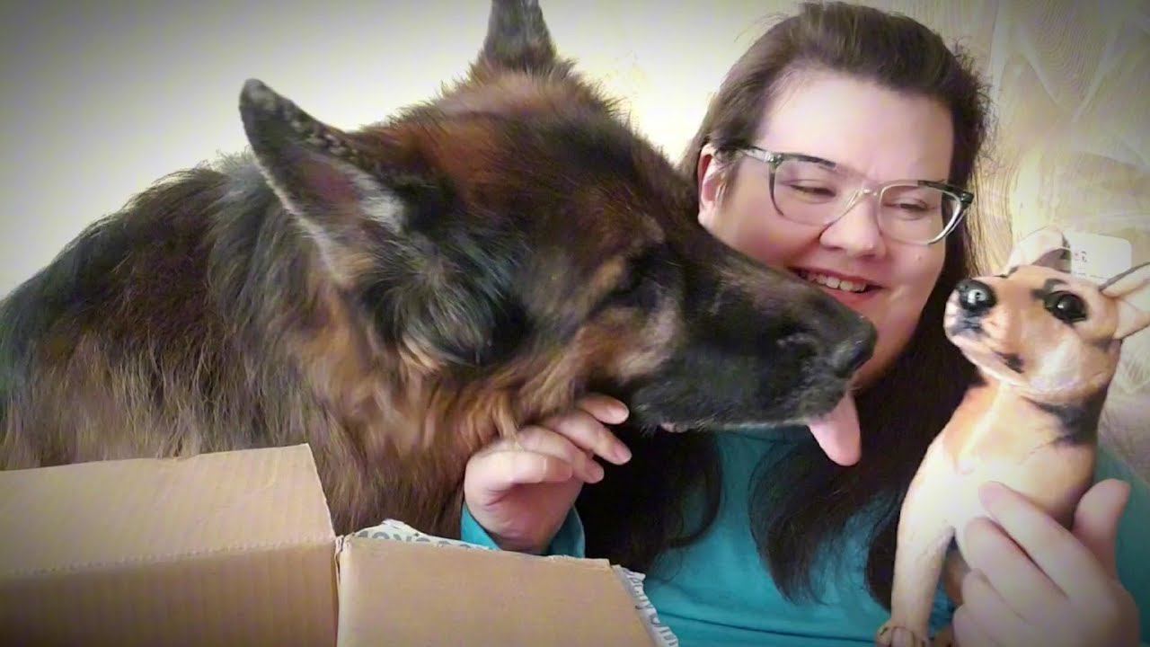 Распаковка посылки от подписчицы . Обзор посылки