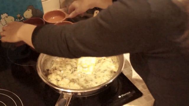 Ну Ооочень вкусный ЖУЛЬЕН С КУРИЦЕЙ! смотреть онлайн