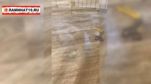 Почему линолеум пошёл волнами?