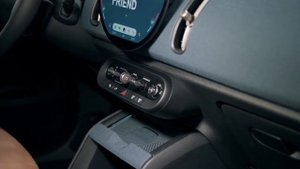 Новый Mini Cooper и Countryman 2024 - упрощенный дизайн и две электрические версии. Обзор