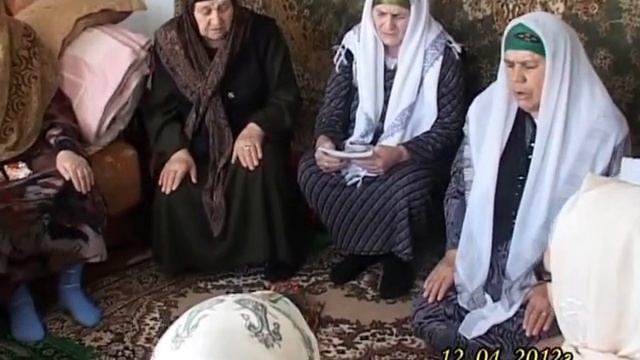 Мавлид (1 часть) ЗИКР, читают женщины из с. Костек на кумыкском языке. Кумыкский женский мавлид смотреть онлайн