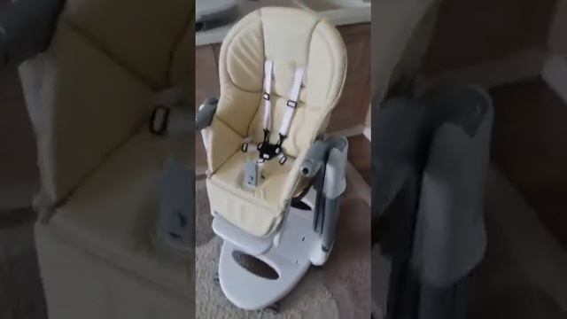 Стульчик для кормления Peg Perego Tatamia (бежевый)