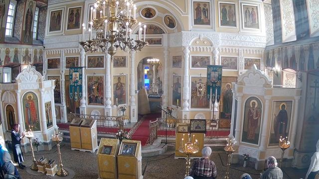 Неделя 17-я по Пятидесятнице. Литургия 9.00. Апостола и Иоанна Богослова. Святителя Тихона, смотреть онлайн