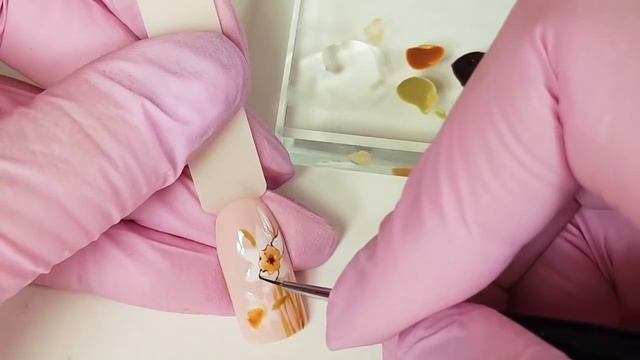 Нарциссы. Мастер класс росписи гель лаками в акварельной технике смотреть онлайн