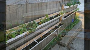 Вертикальные грядки. Идеи как сделать вертикальный огород своими руками