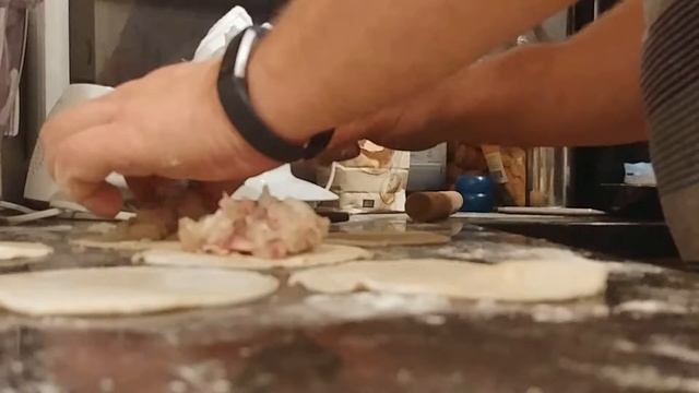 Раскатываем тесто смотреть онлайн