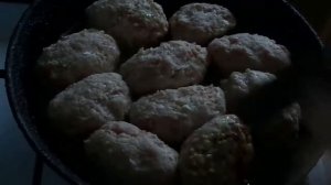 Вкуснейшие котлеты с подливой!!! очень простой рецепт