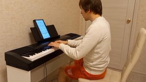 Избранные пьесы из цикла "Бирюльки" композитора Самуила Майкапара. Исполняет Антон Хазипов.