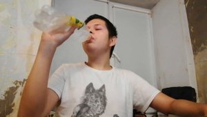 пью 1.2 литра воды залпом